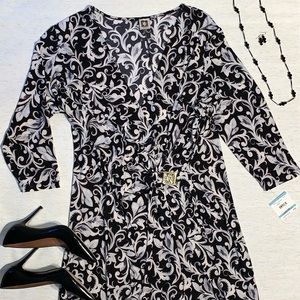 Anne Klein Women’s Classic V-Neck Faux Wrap Dress